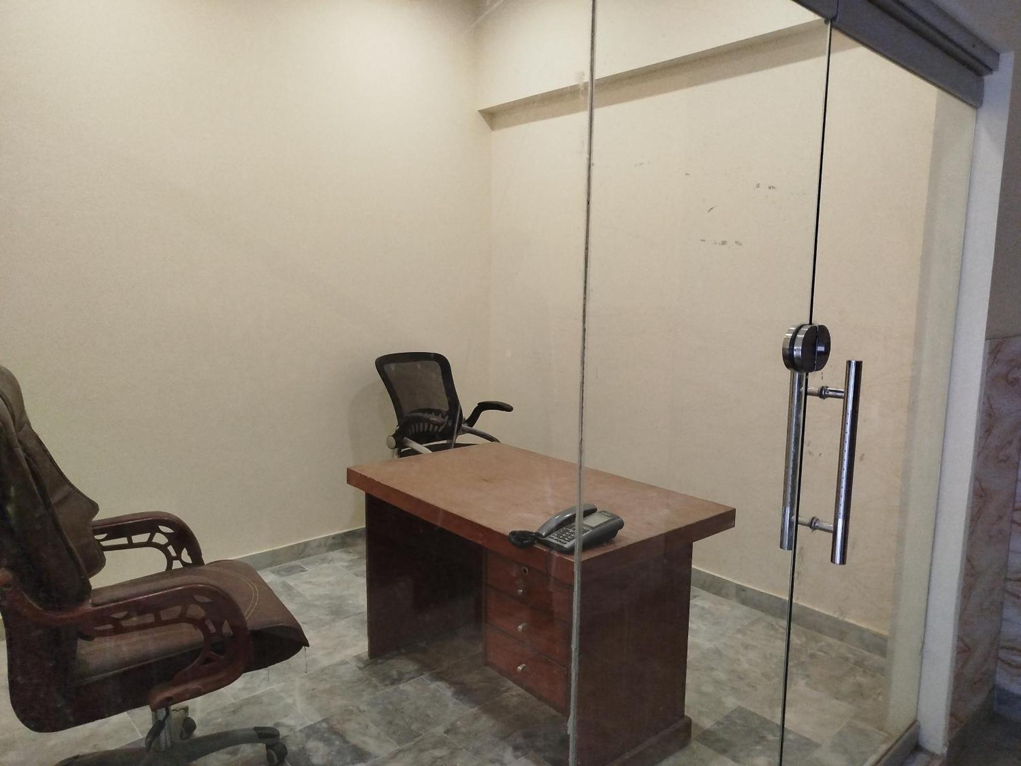 Hotel Crown Plaza, Near Karachi Airport, Darul Sehat Hospital, Dow, Agha Khan And Liaqat Hospital Ngoại thất bức ảnh