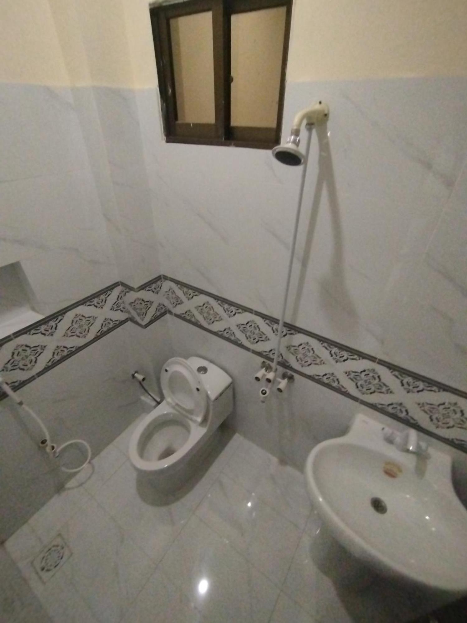Hotel Crown Plaza, Near Karachi Airport, Darul Sehat Hospital, Dow, Agha Khan And Liaqat Hospital Ngoại thất bức ảnh
